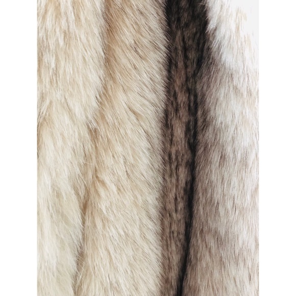 Authentic Fox Fur Stunning White & Tan Coat - Picture 4 of 6